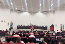 Primeira sessão da Câmara marca retomada dos trabalhos legislativos com aprovação de projetos importantes